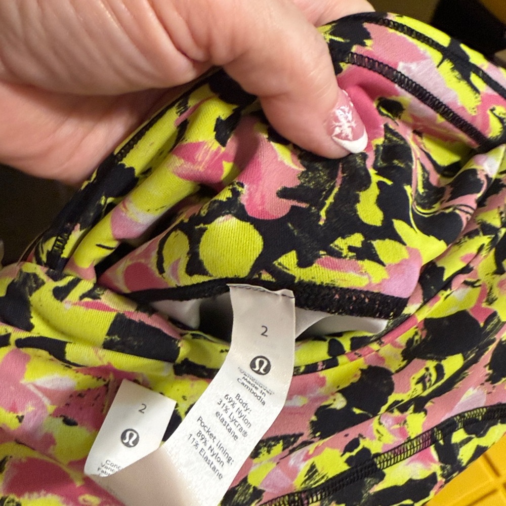 Lululemon Floral Leggings - Picture 7 of 14